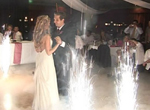 Свадьба, низкотемпературные фонтаны в помещении, первый танец